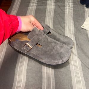 New Dark grey Birkenstock Boston Soft suede clog fits size 43, 9.5 men, …